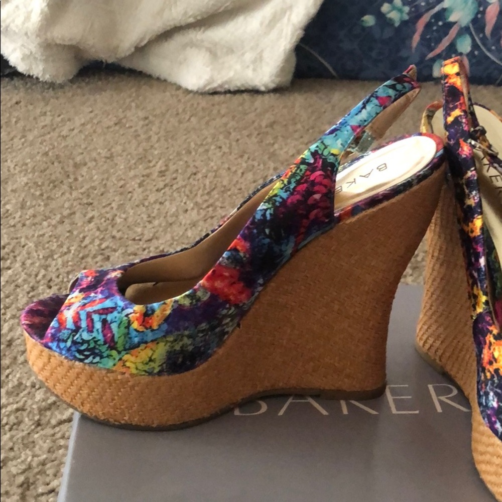 Multi-colored Wedges - Picture 2 of 4